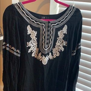 Black and white stitched dress!